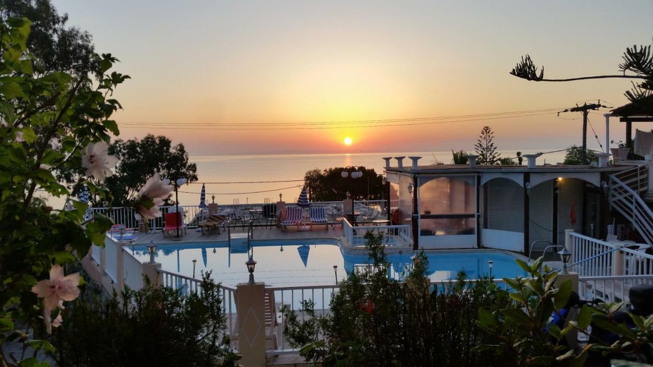Noula Studio Hotel apartamentowy